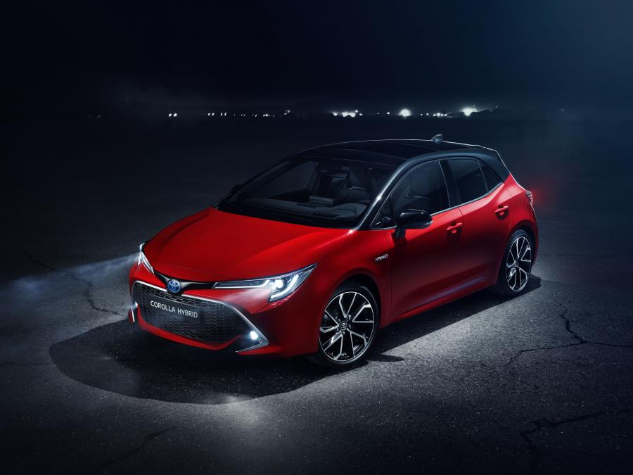  Toyota Corolla Hybrid 2018 года  (WW) (фото 8 из 61)